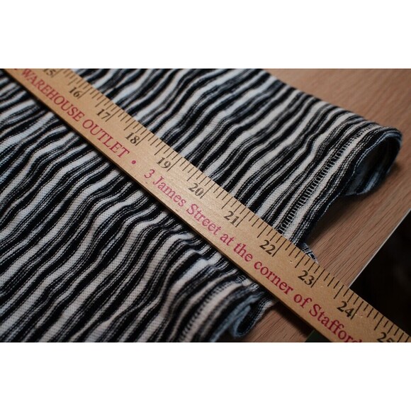 T by Talbots black and white striped top womens short sleeve M knit - Picture 5 of 5